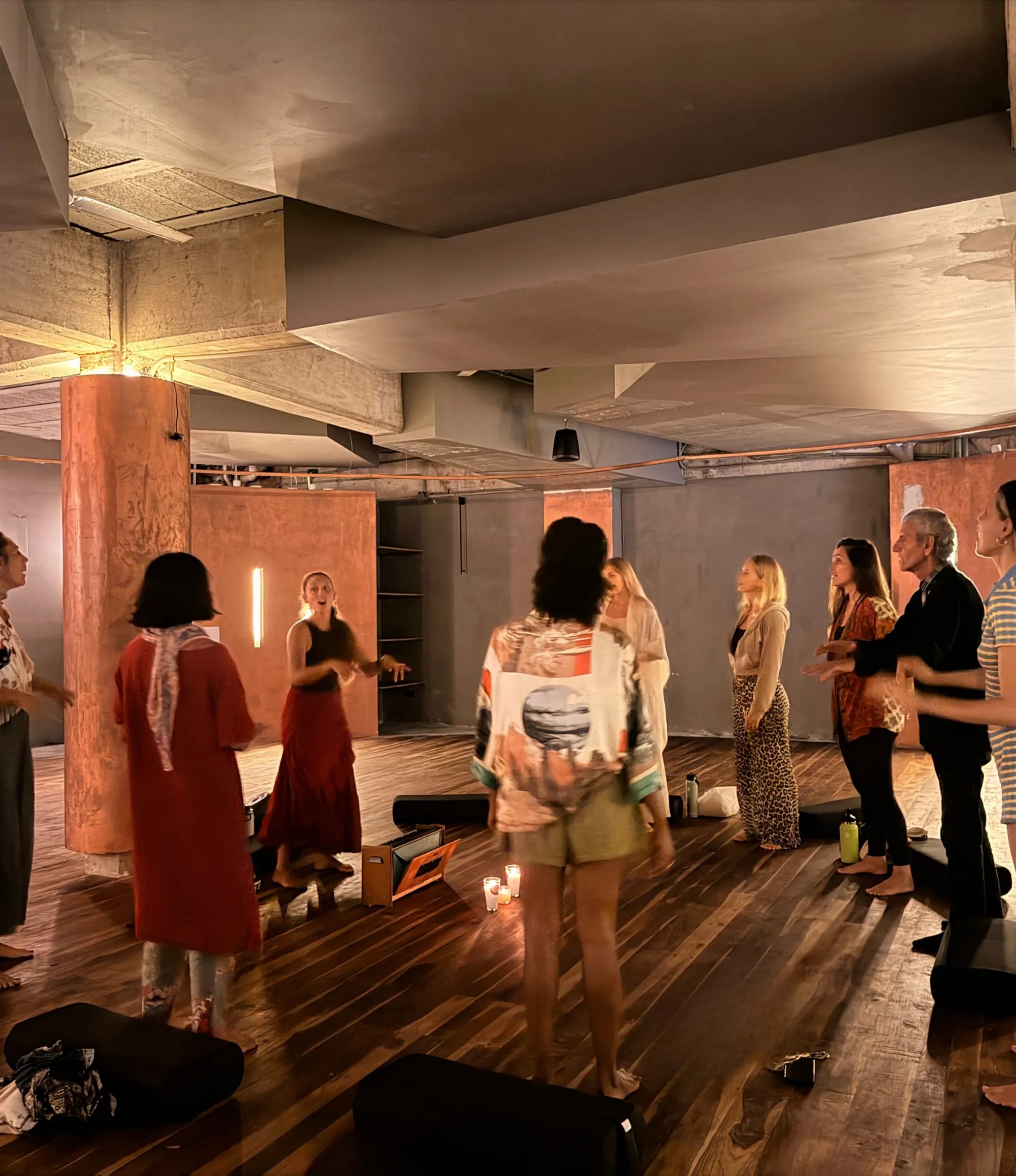 Vajra Vinyasa en Centro Calea
